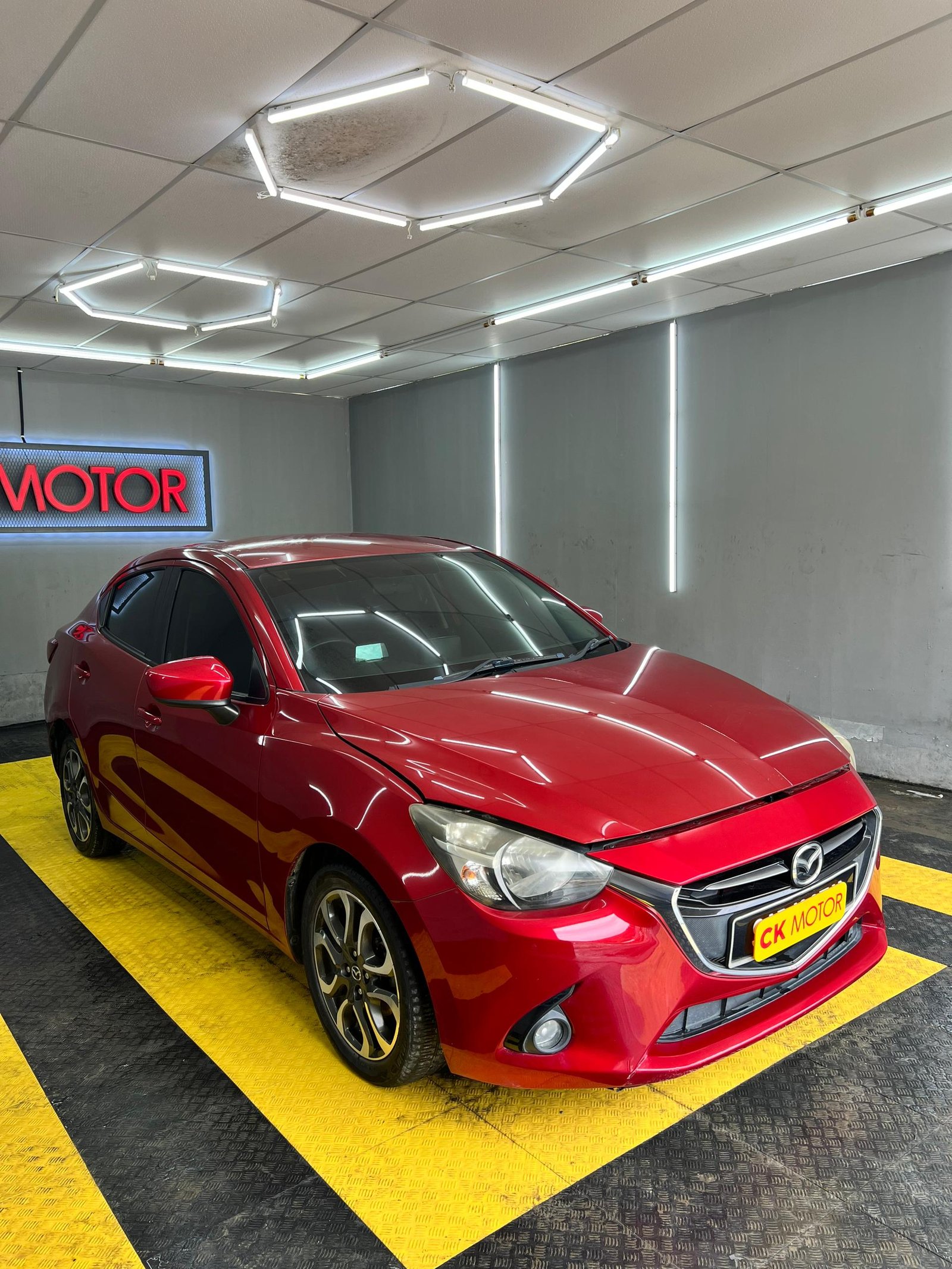 MAZDA 2 1.5 AUTO 2015