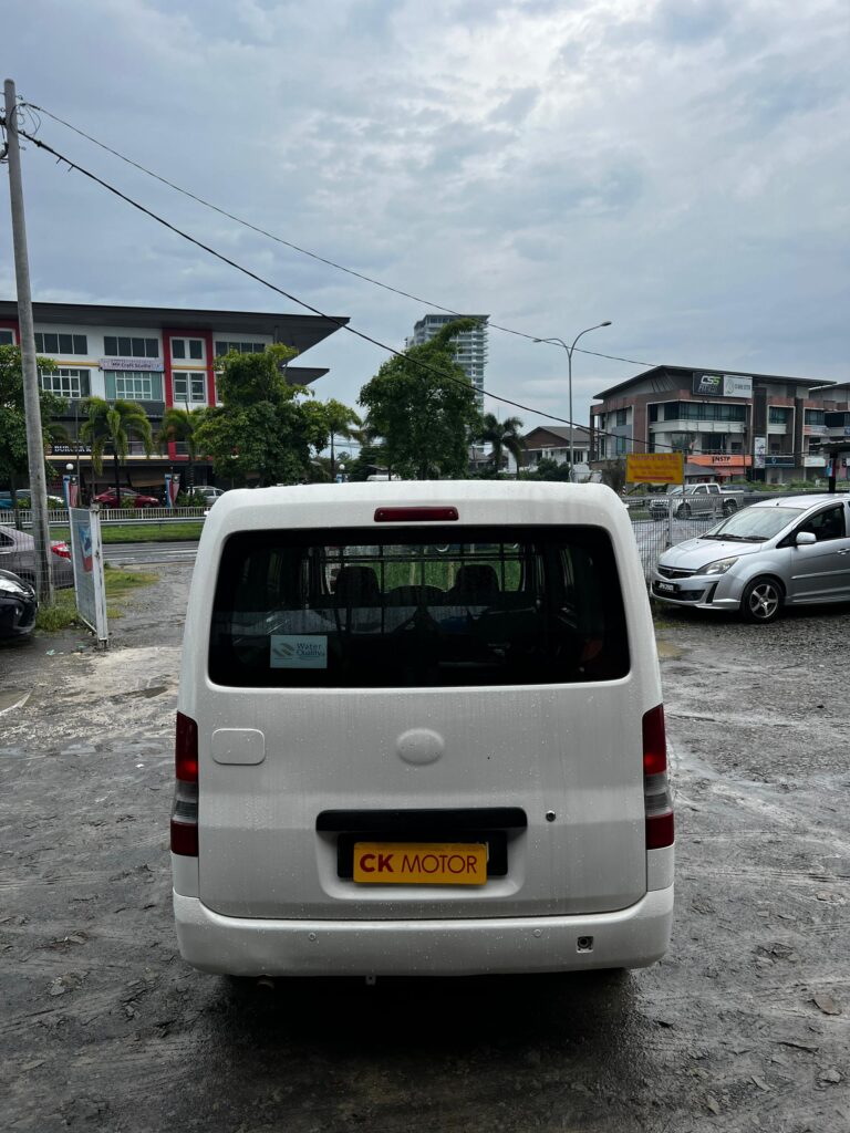 DAIHATSU GRAN MAX 1.5 MANUAL 2013