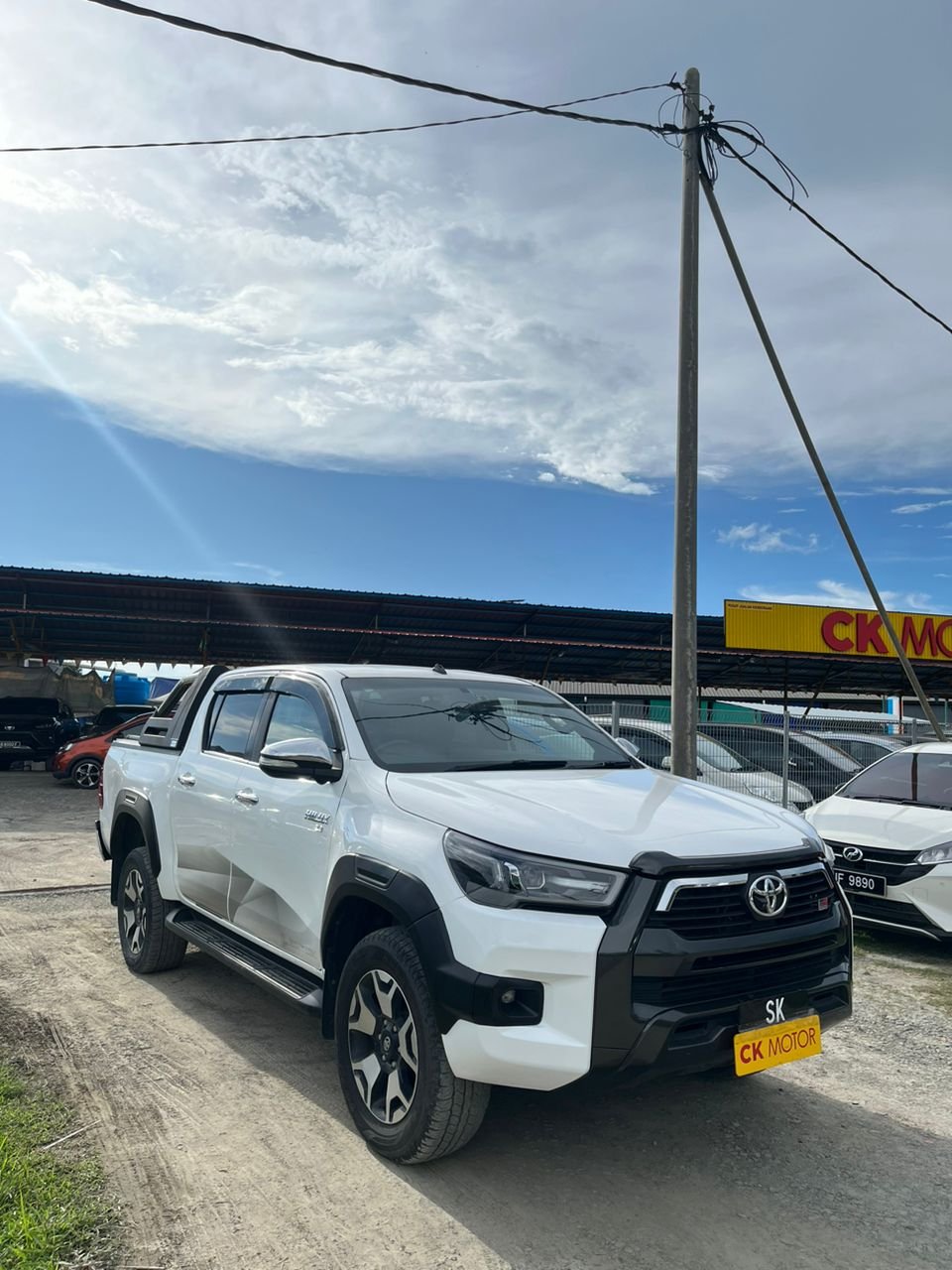 TOYOTA HILUX D/CAB LE 2.8 AUTO 2018
