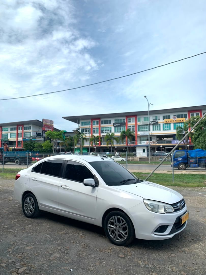 PROTON SAGA PREMIUM 1.3 AUTO 2017